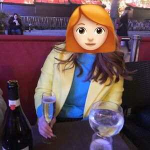 VIBRANT Yellow coat SZ 8